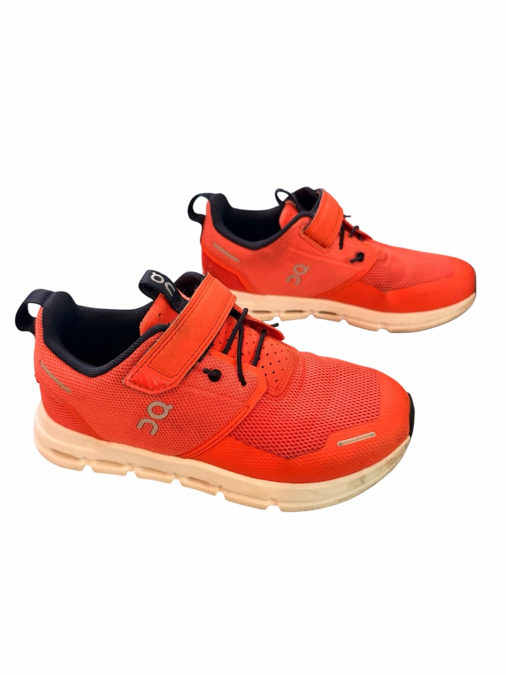 On Cloud Play Running Shoes Size k13.5